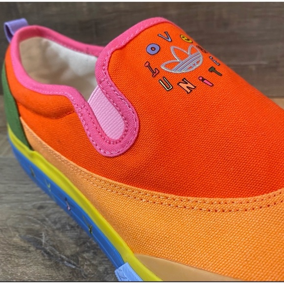 NWOT Adidas Nizza Pride Sneakers 11 - Picture 6 of 8